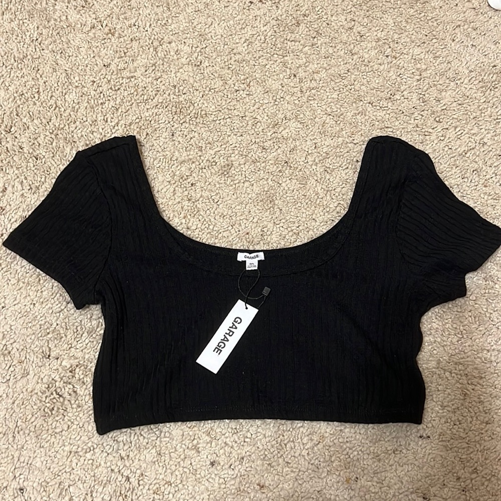 Garage scoop neck crop top